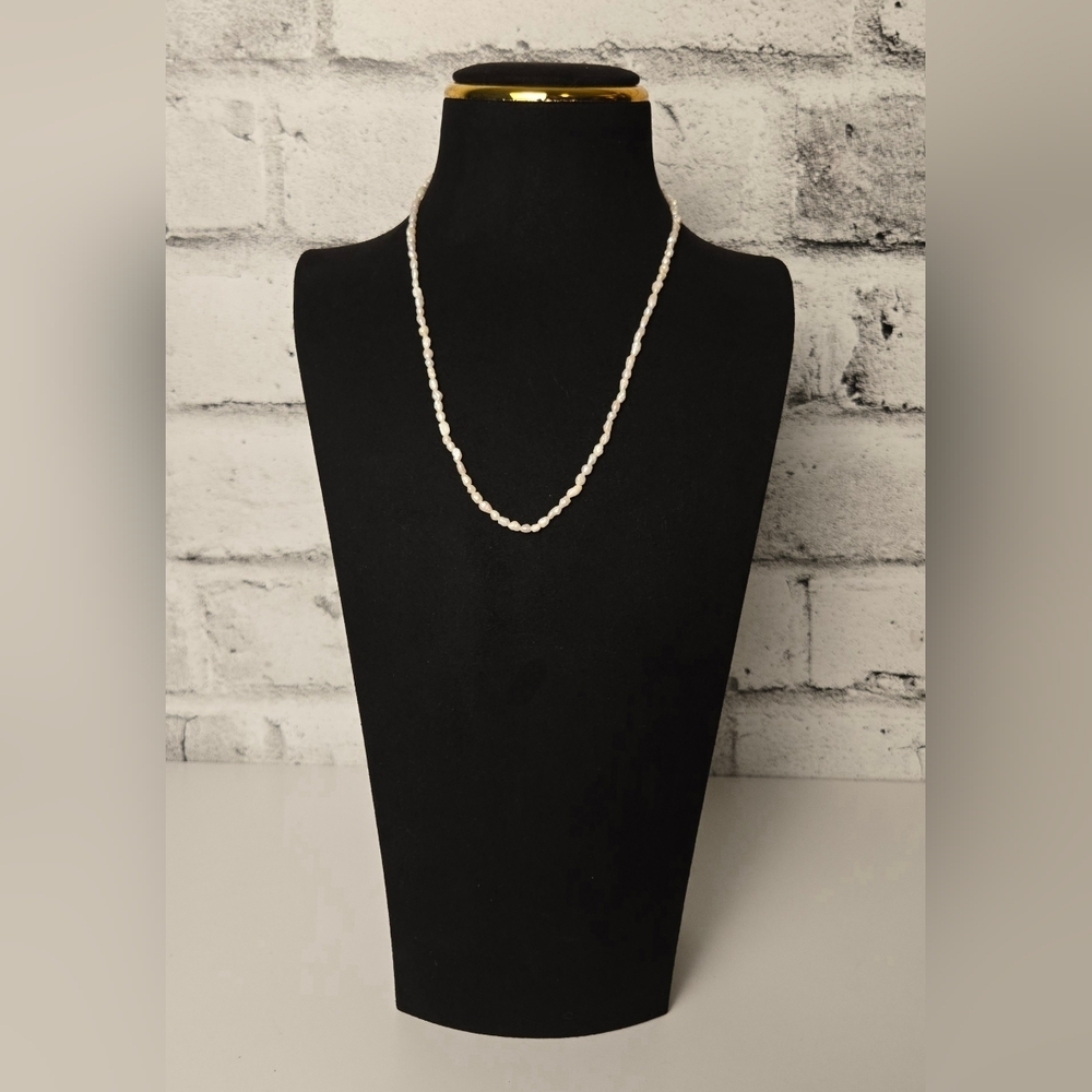 Vintage Freshwater Seed Pearl Necklace w/ Fishhook Clasp – Classic 18”